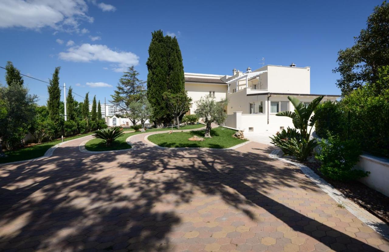 Casa Agapantus Con Piscina Da Giugno Apartamento Bari Exterior foto